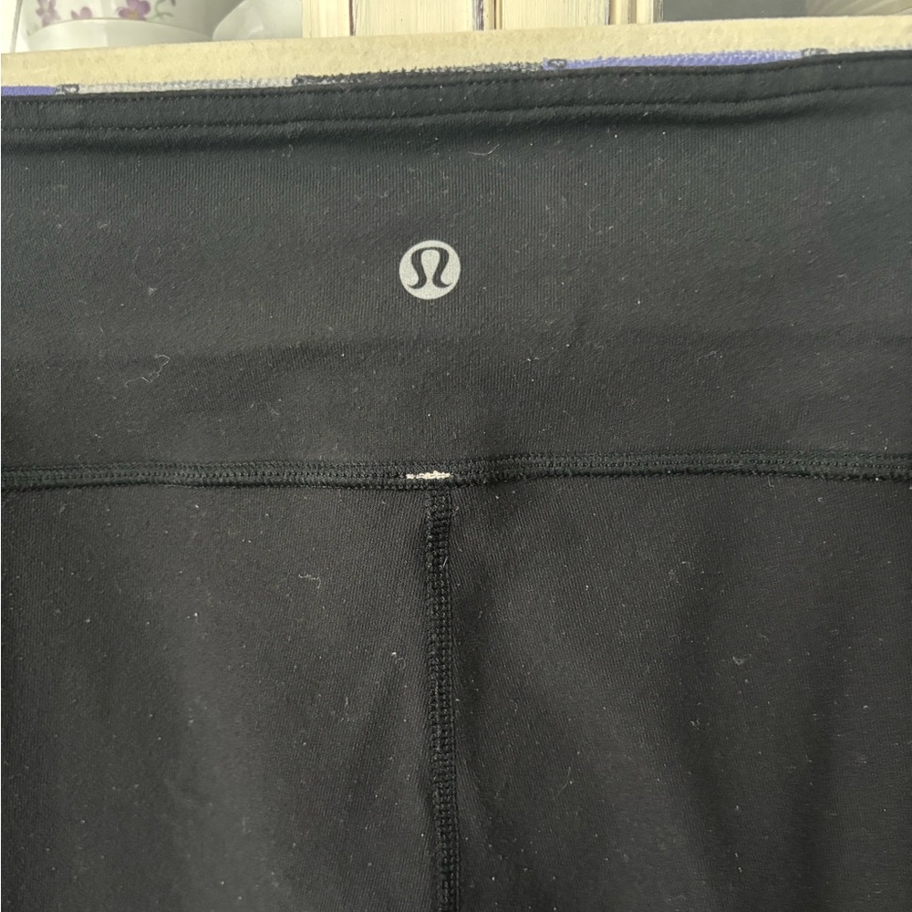 Lululemon Reversible Capris - Picture 6 of 6